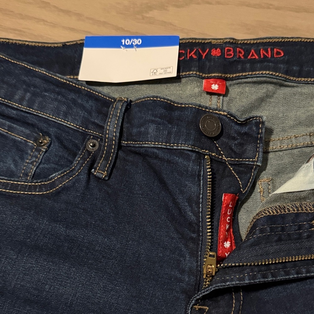 10/30 Lucky🍀Brand Dark Blue Mid Rise Straight Jeans - Picture 2 of 5